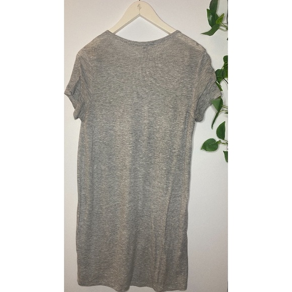 Grey t shirt dress - Picture 2 of 2
